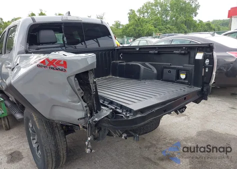 2021 Toyota Tacoma Trd Off-Road from USA, damaged, VIN 3TYCZ5AN1MT042162